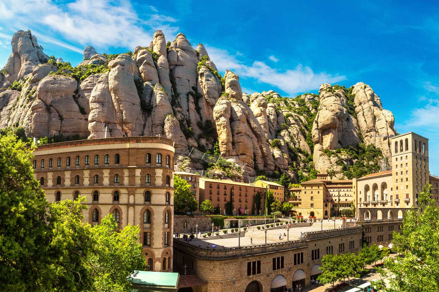 excursion to montserrat spain